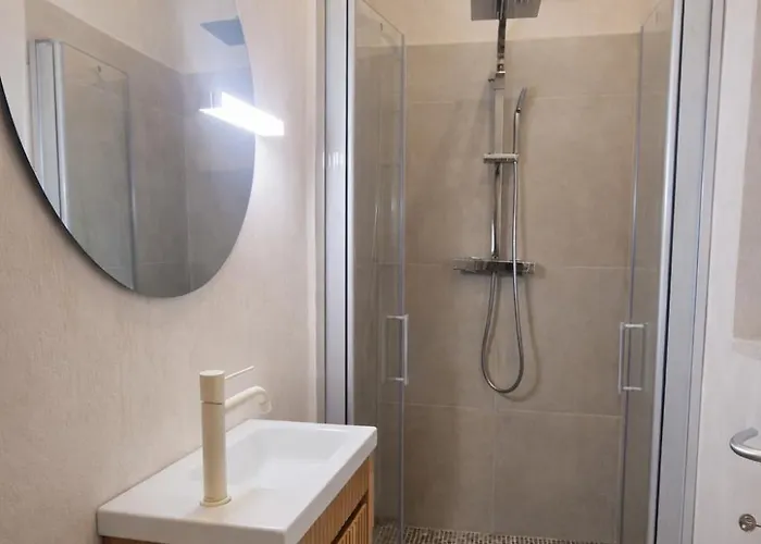 221 District, The Loft *