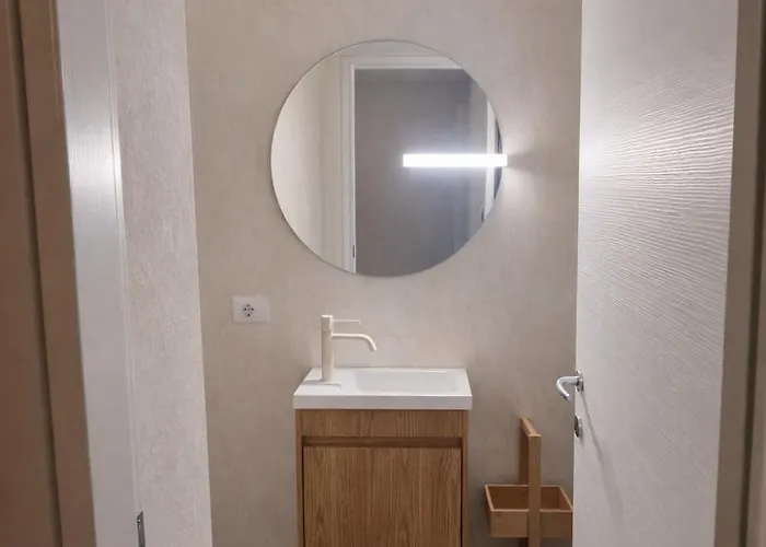 221 District, The Loft