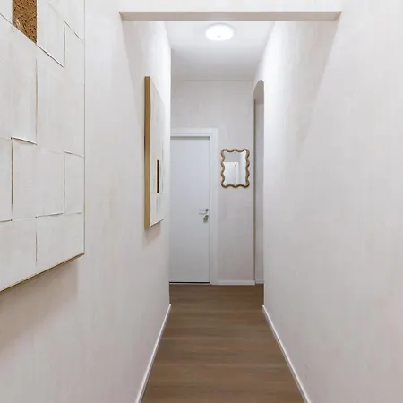 Апартаменты 221 District, Loft Al Colosseo